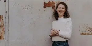 muetterpflegerin passives Einkommen aufbauen digitales Business starten Wissen online verkaufen Zeit gegen Geld tauschen beenden finanzielle Freiheit für Dienstleister digitale unternehmerin Mütterpflege Veronika Hilger care service provider digital entrepreneur from care service provider to digital entrepreneur build passive income online, knowledge-based business, stop trading time for money, create digital products, financial freedom for caregivers