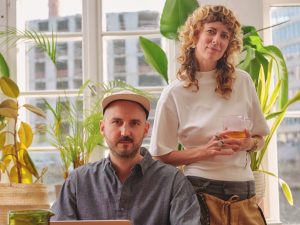 KI-gestütztes Online-Verkaufssystem automatisiertes Online-Verkaufssystem planbare Einnahmen automatisieren digitales Verkaufssystem für Experten KI-Automatisierung für Selbstständige automatisierte Online-Umsätze digitales Verkaufssystem auf Autopilot wiederkehrende Einnahmen durch Automatisierung passives Einkommen mit Struktur KI-basierte Geschäftsmodelle smarte Umsatzsysteme Wissen in digitale Produkte verwandeln nachhaltige Einnahmen aufbauen 24/7-Verkaufssystem Business auf Autopilot Einnahmen durch digitale Prozesse Umsatz durch Automatisierung steigern skalierbares Online-Business-Modell digitales Vertriebssystem für Coaches planbares Einkommen durch KI AI-powered online sales system building recurring income for consultants next-gen business model AI-driven passive income system predictable revenue automation AI-based recurring income system automated digital business system, AI-powered sales funnel, online revenue automation, passive income automation, business on autopilot, recurring revenue system, knowledge-based income engine, digital sales automation, future-ready business model