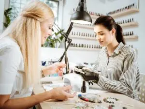 digitale Produktentwicklung leicht gemacht Selbstsabotage bei der digitalen Produktentwicklung · Mindset für digitale Produkte · wie man digitale Produkte erstellt · Sicherheit bei der Online-Produktentwicklung digital product creation made easy digital product creation made easy overcome self-sabotage in business how to start creating digital products mindset blocks for entrepreneurs build confidence to launch online easy digital product creation digital product creation mindset small wins in business overcome fear of starting digital product ideas