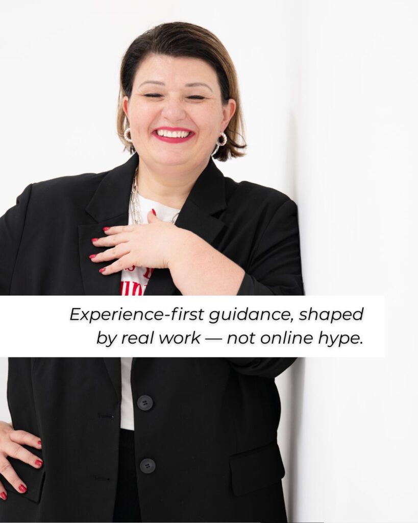 Portrait of Melanie Wild-Schleiffelder, CEO and founder of MY NU WAYS! Digital Business Consulting, Online Courses